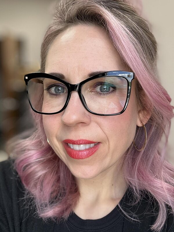 Wendy, Senior Colorist